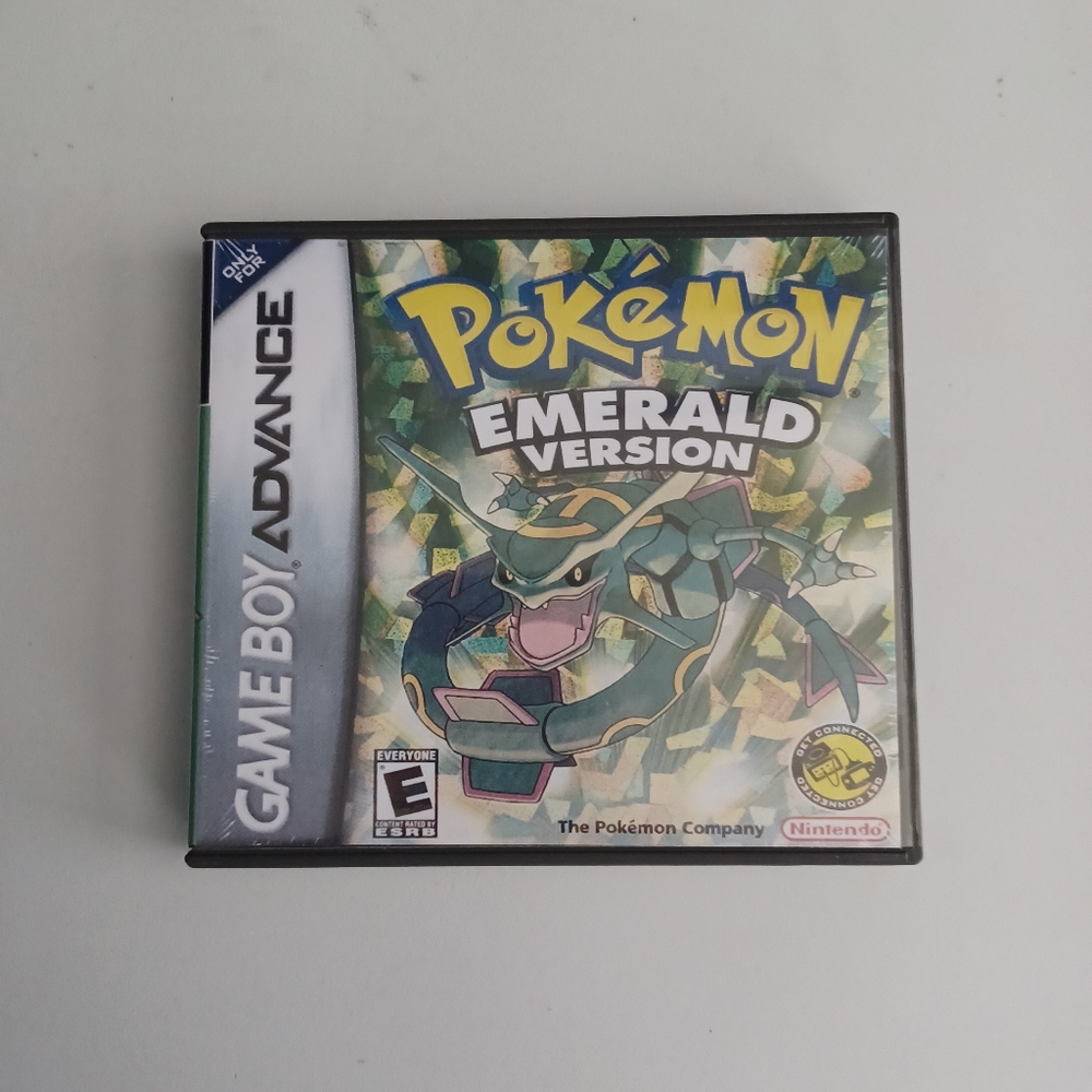 COPY - Replacement Case for Pokémon Emerald GBA
